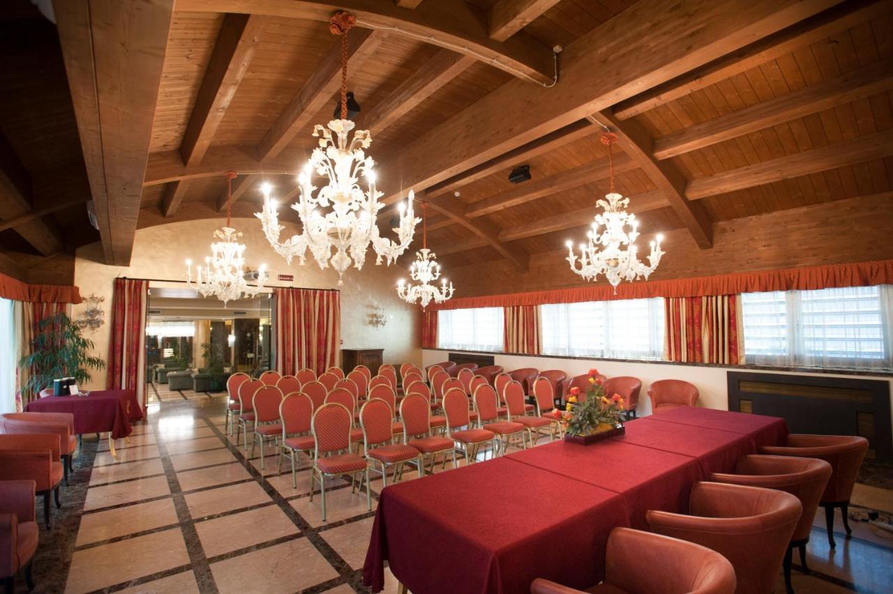 Hotel Calissano Alba  Zewnętrze zdjęcie