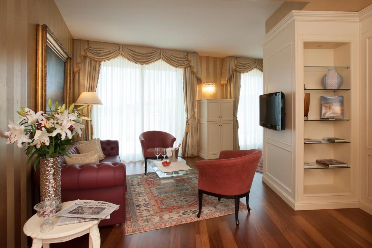 Hotel Calissano Alba  Zewnętrze zdjęcie