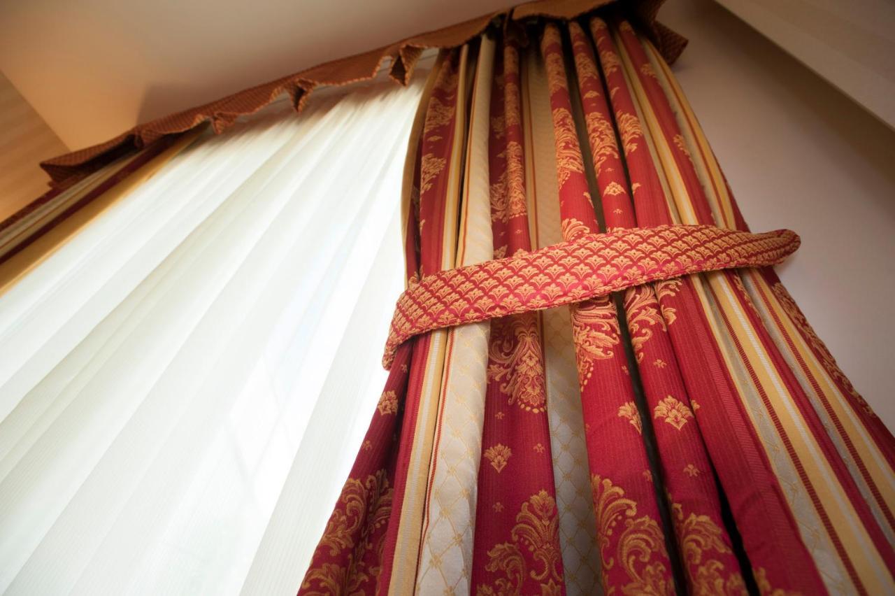 Hotel Calissano Alba  Zewnętrze zdjęcie